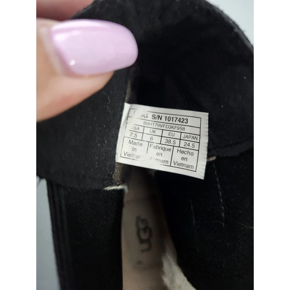 UGG Australia Indra Leather Black Ankle Boot Wedge‎ Shoes Women's Size 7.5